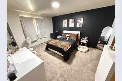 1318  Jefferson St, West Bend, WI 53090 - Photo 16