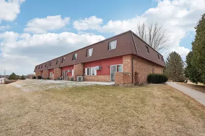745  Main St Unit#10, Kewaskum, WI 53040 - Photo 4