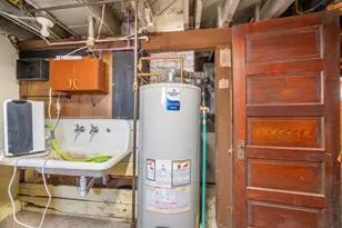 1047 W Washington St, West Bend, WI 53095 - Photo 16