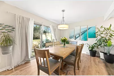 987  Lake Country Ct, Oconomowoc, WI 53066 - Photo 8