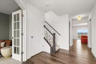 177 Emerald Cir, Saukville, WI 53080 - Photo 4