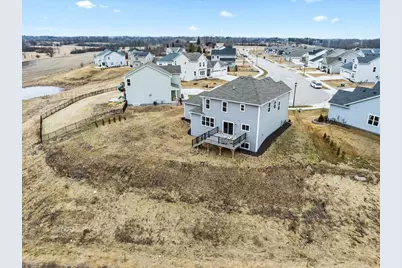 177  Emerald Cir, Saukville, WI 53080 - Photo 38