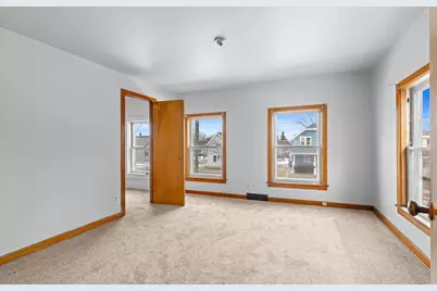 1809  Madison St, Manitowoc, WI 54220 - Photo 16