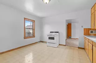 1809 Madison St, Manitowoc, WI 54220 - Photo 12