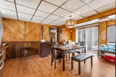 1314 S 10th St, Manitowoc, WI 54220 - Photo 8