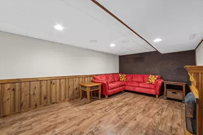 8613 W Schlinger Ave, West Allis, WI 53214 - Photo 32