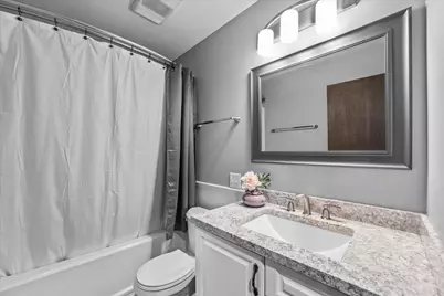 8613 W Schlinger Ave, West Allis, WI 53214 - Photo 14