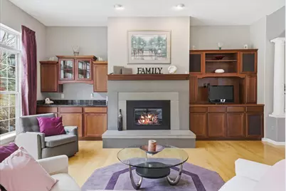 446 W Bridge Ct, Grafton, WI 53024 - Photo 6