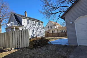 252 E Washington St, Jefferson, WI 53549 - Photo 4