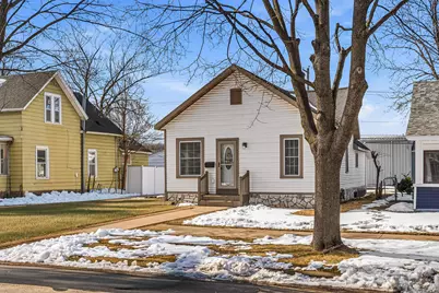 1611  Avon St, La Crosse, WI 54603 - Photo 4