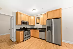 606 W Wisconsin Ave, Milwaukee, WI 53203 - Photo 8