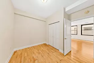 606 W Wisconsin Ave, Milwaukee, WI 53203 - Photo 10