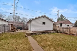 3007 N 87th St, Milwaukee, WI 53222 - Photo 26
