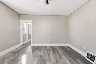 2013 De Koven Ave, Racine, WI 53403 - Photo 12