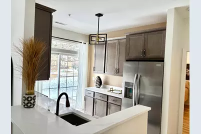 5322 S Hidden Dr, Greenfield, WI 53221 - Photo 20