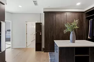 1522 N Prospect Ave, Milwaukee, WI 53202 - Photo 32