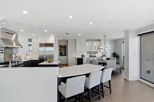 1522 N Prospect Ave, Milwaukee, WI 53202 - Photo 16