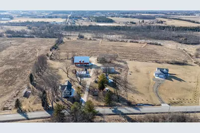 1615  Ulao Pkwy, Grafton, WI 53024 - Photo 46