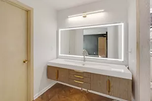 2135 Michelle Dr, Brookfield, WI 53045 - Photo 20