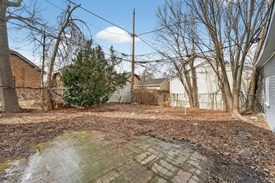 2316 E Malvern Pl, Milwaukee, WI 53207 - Photo 20