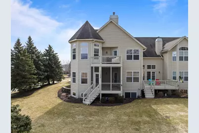 1018  Terrace Ct #43-5M, Geneva, WI 53147 - Photo 4