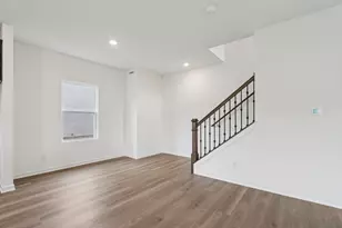 7101 Oakmont Rd, Racine, WI 53403 - Photo 8