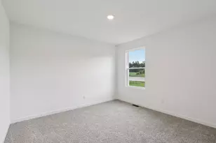 7101 Oakmont Rd, Racine, WI 53403 - Photo 38