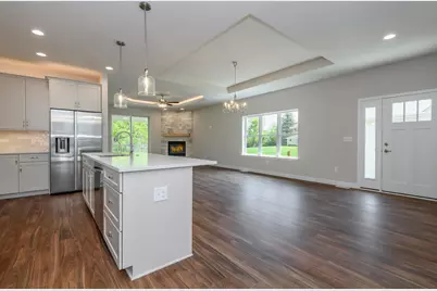 7033  Stonewood Ln, Lannon, WI 53046 - Photo 6