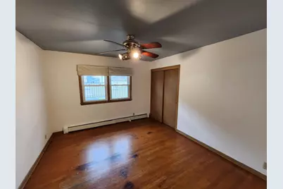 3015 S 35th St, Milwaukee, WI 53215 - Photo 16