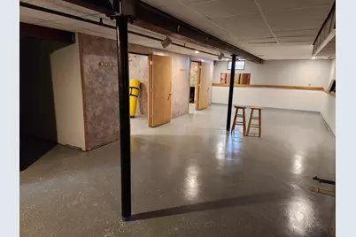 3015 S 35th St, Milwaukee, WI 53215 - Photo 20