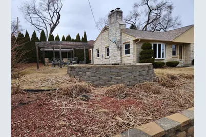 3015 S 35th St, Milwaukee, WI 53215 - Photo 10