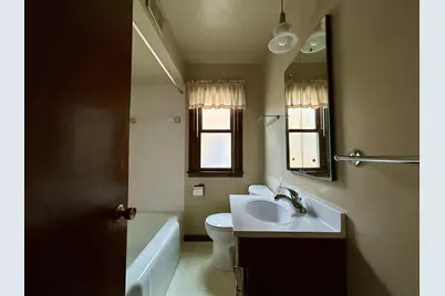 4461 S Adams Ave, Milwaukee, WI 53207 - Photo 18