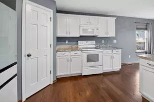 9518 Jasmine Ct, Sturtevant, WI 53177 - Photo 18