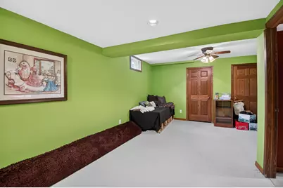 9518  Jasmine Ct, Sturtevant, WI 53177 - Photo 36