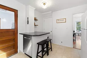 916 Arcadian Ave, Waukesha, WI 53186 - Photo 6