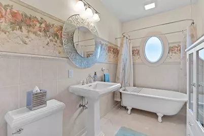 8100 W Chestnut St, Wauwatosa, WI 53213 - Photo 32