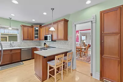 8100 W Chestnut St, Wauwatosa, WI 53213 - Photo 10