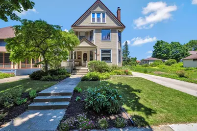 8100 W Chestnut St, Wauwatosa, WI 53213 - Photo 40