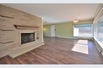 12700  Dunwoody Dr, Elm Grove, WI 53122 - Photo 4