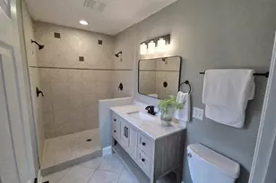 2608 W Hyacinth Ct, Mequon, WI 53092 - Photo 16