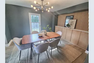 2608 W Hyacinth Ct, Mequon, WI 53092 - Photo 8