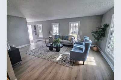 2608 W Hyacinth Ct, Mequon, WI 53092 - Photo 6