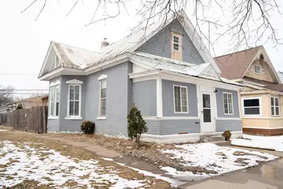 407  Avon St, La Crosse, WI 54603 - Photo 2