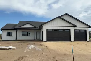 1361 Annapolis Dr, Holmen, WI 54636 - Photo 34