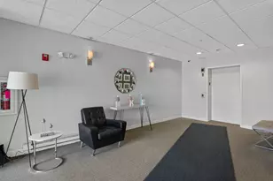 1920 N Farwell Ave, Milwaukee, WI 53202 - Photo 36