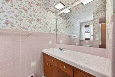 5645 S Lake Dr, Cudahy, WI 53110 - Photo 26