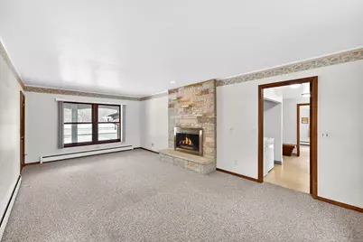 5645 S Lake Dr, Cudahy, WI 53110 - Photo 16