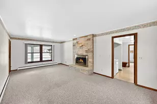 5645 S Lake Dr, Cudahy, WI 53110 - Photo 16