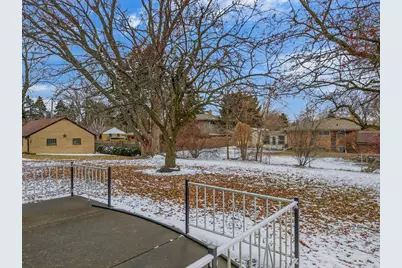 5645 S Lake Dr, Cudahy, WI 53110 - Photo 42