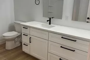 1371 Annapolis Dr, Holmen, WI 54636 - Photo 16